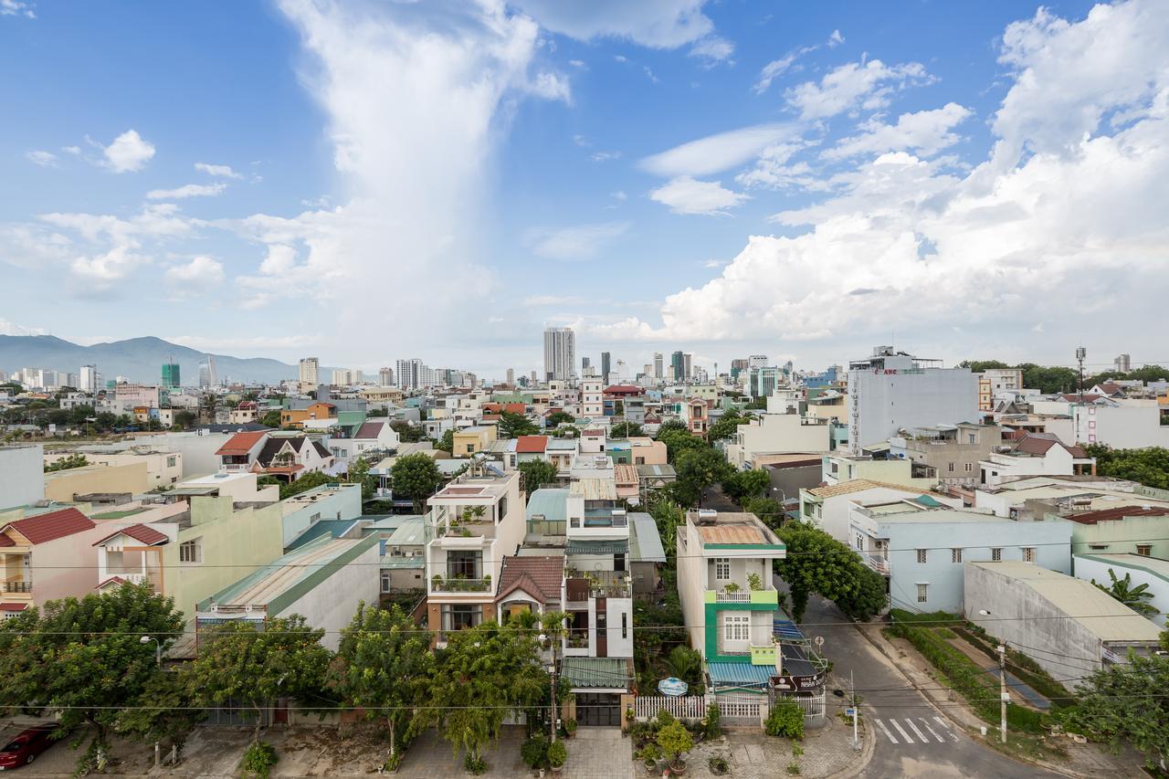 Cali Night Hotel Da Nang Exterior foto